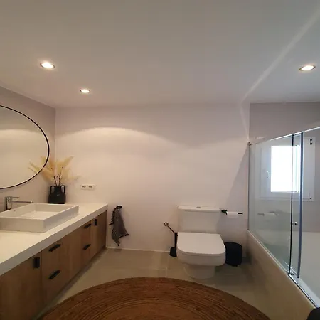 Apartment, 350 Meters From The Riells