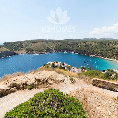 Apartment, 350 Meters From The Riells